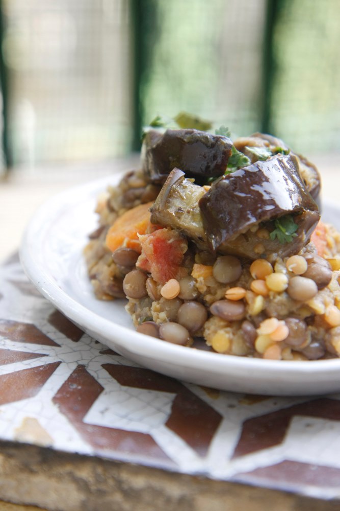 szilvás vöröslencseragu padlizsánfasírttal