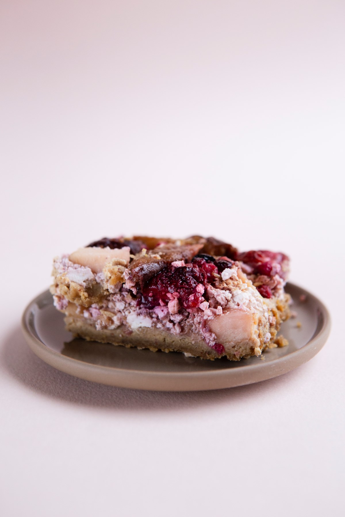 gyümölcsös túrós lepény (tojás-, lisztmentes)